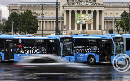 Kísérleti közösségi közlekedési projekt indul Magyarországon a Hyundai körzeműködésével