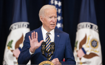 Joe Biden visszalépett az elnökjelöltségtől és Kamala Harrist támogatja új jelöltként