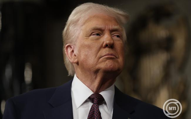 Donald Trump 30 százalékos vámot vetett ki az EU-ból és Mexikóból érkező importra